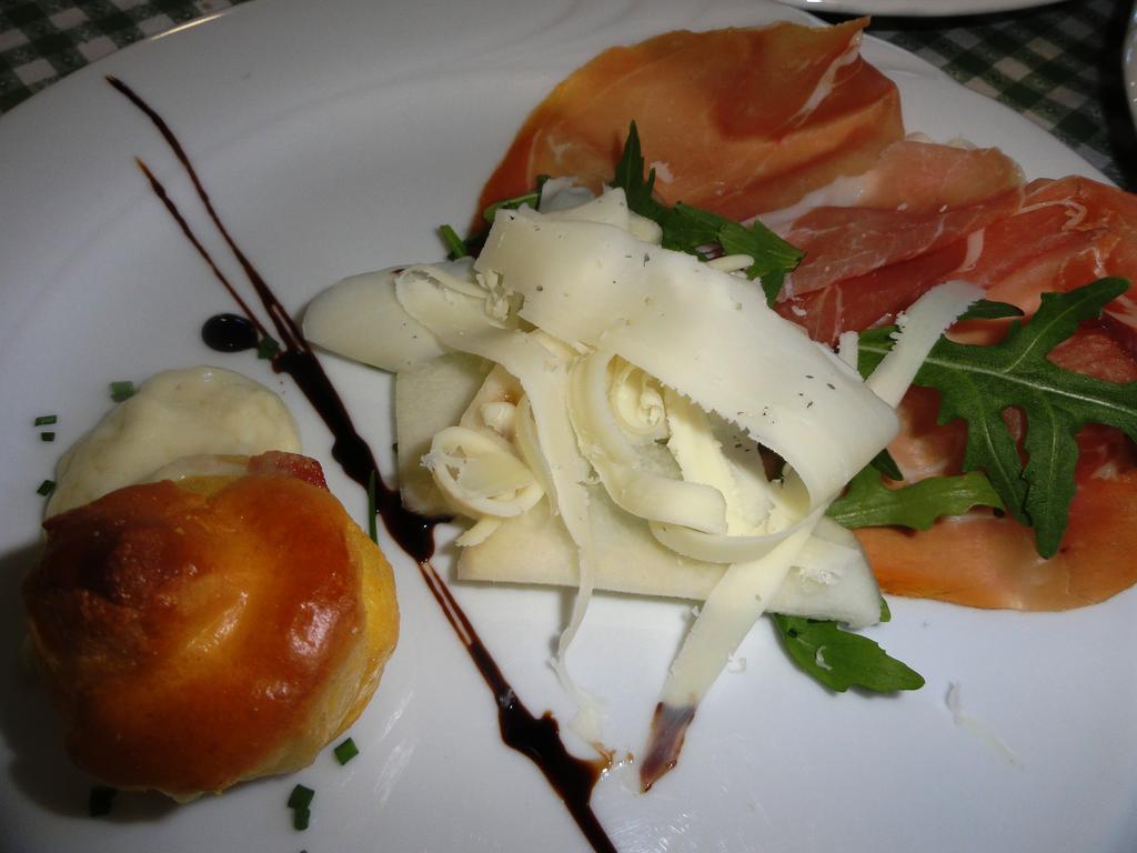 Albergo Ristorante Fratte Fregona Eksteriør billede